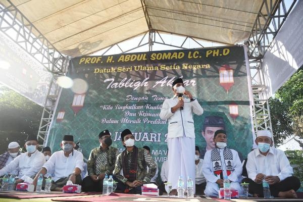 Hadiri Tabligh Akbar UAS, Edy Rahmayadi Minta Masyarakat Tetap Pakai Masker